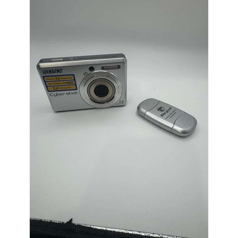 Sony Cyber-shot DSC-S730 Silver 7.2MP Digital Camera 3x Optical Zoom Bundle